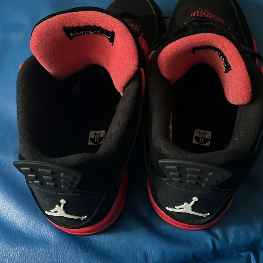 Red thunder 4s - Picture 2 of 5